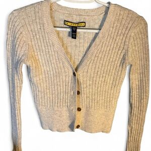 Prince & Fox Women's Beige Button-Up Cardigan